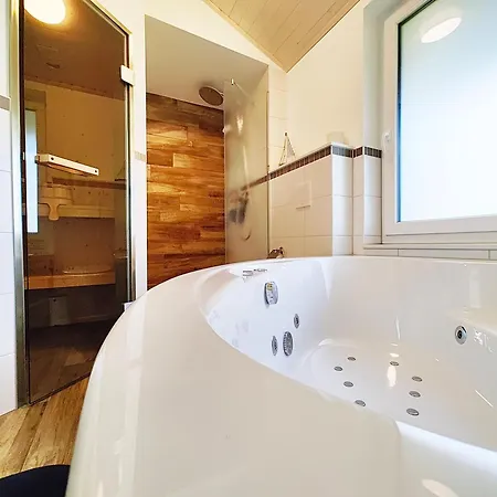 Seeschwalbe 329 Mirow